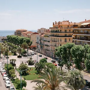 https://residence-chateauneuf.fr-provencehotel.com